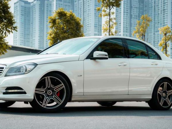 MERCEDES C250 2012