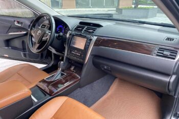 camry-2017-model-2018-den-6-350x233-1.jpg