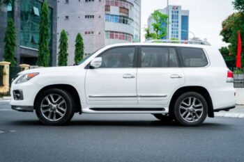 lx-570-2013-hanoicar-2-350x233-1.jpg