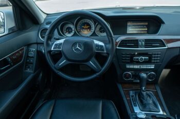 mercedes-c250-2011-3-350x233-1.jpg
